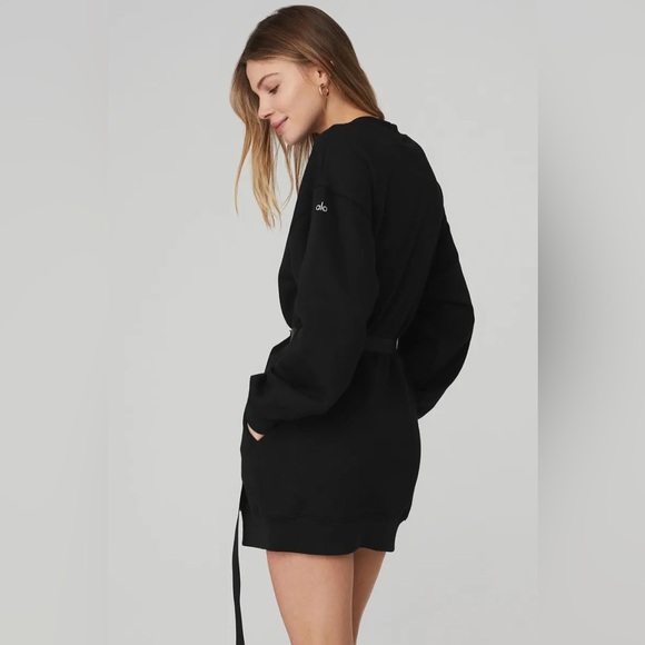ALO Yoga Cityscape Sweatshirt Dress Black - Picture 4 of 8